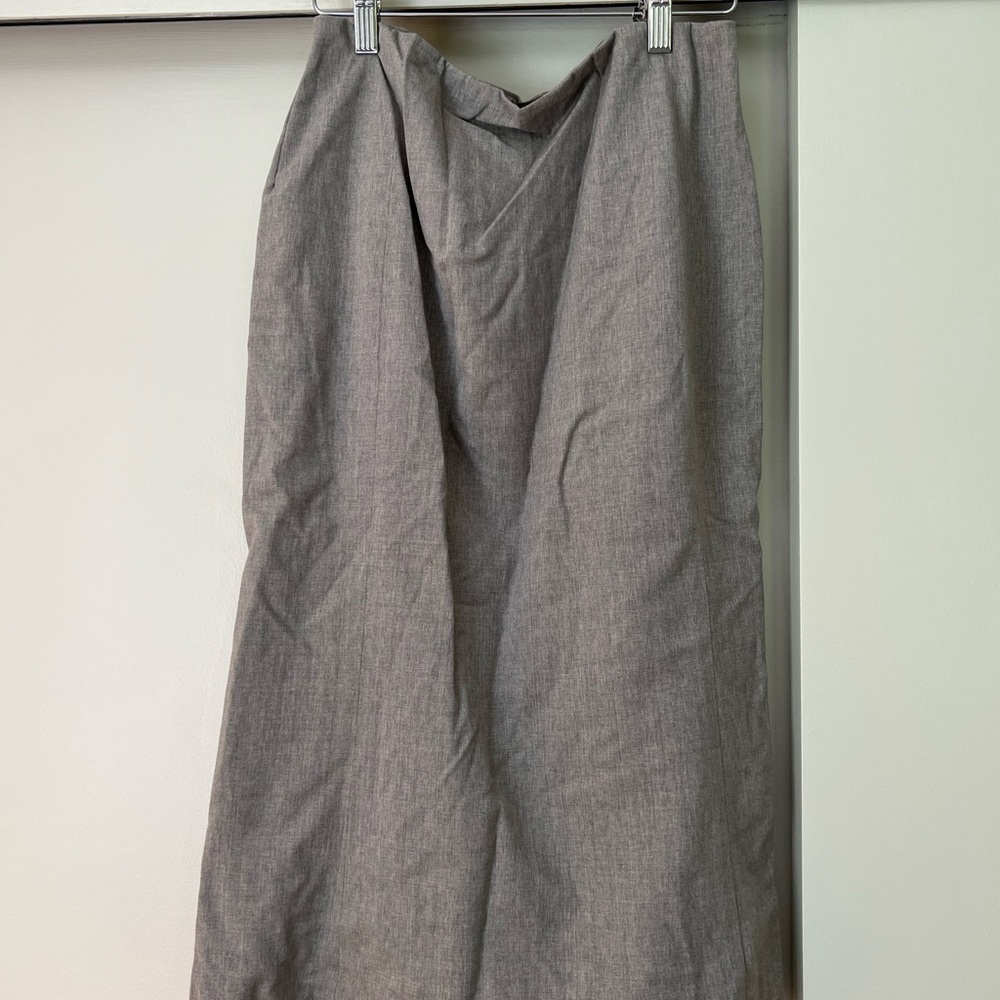 Wool skirt
